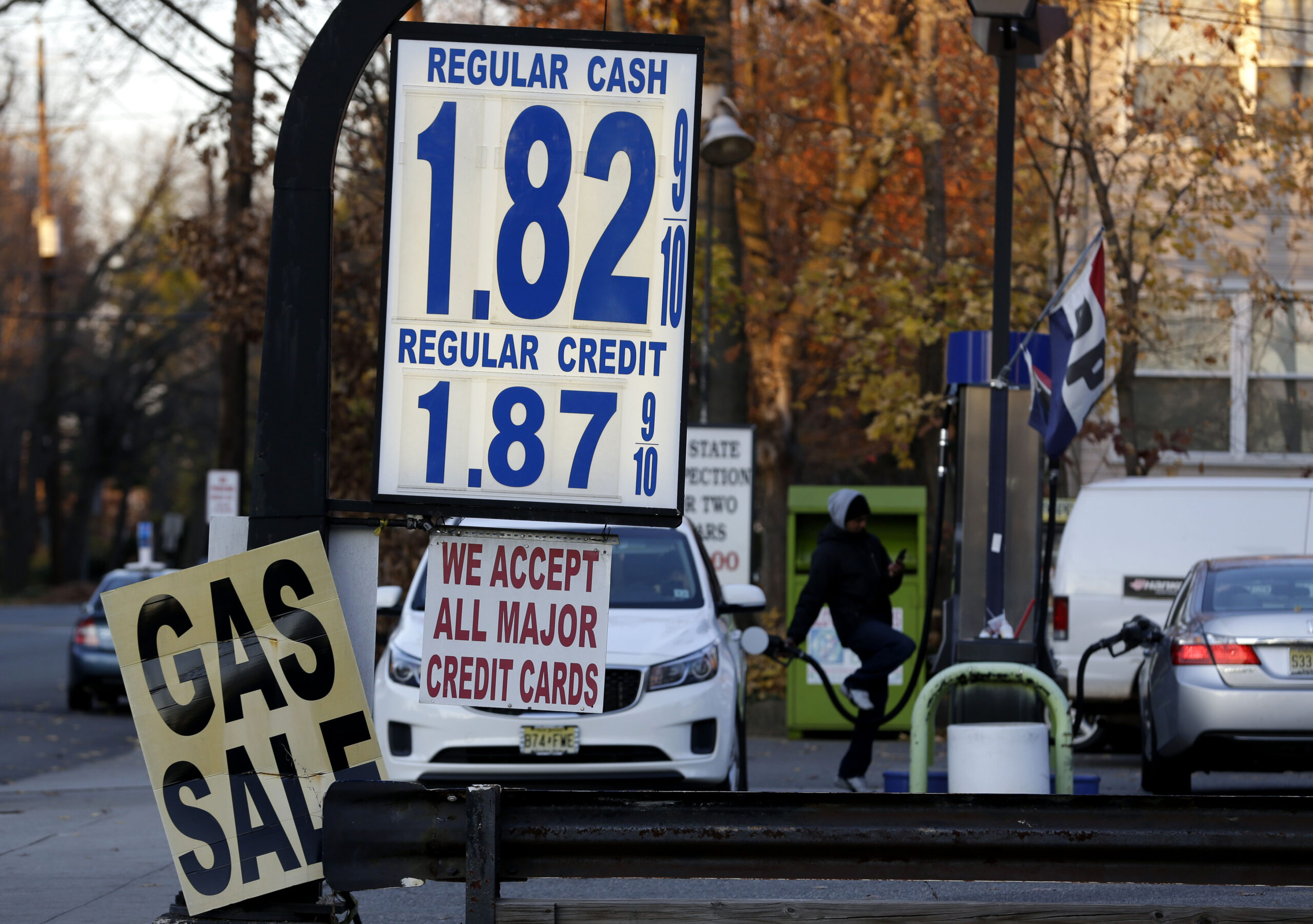 Drivers can be thankful for the lowest Thanksgiving gas prices since 2008