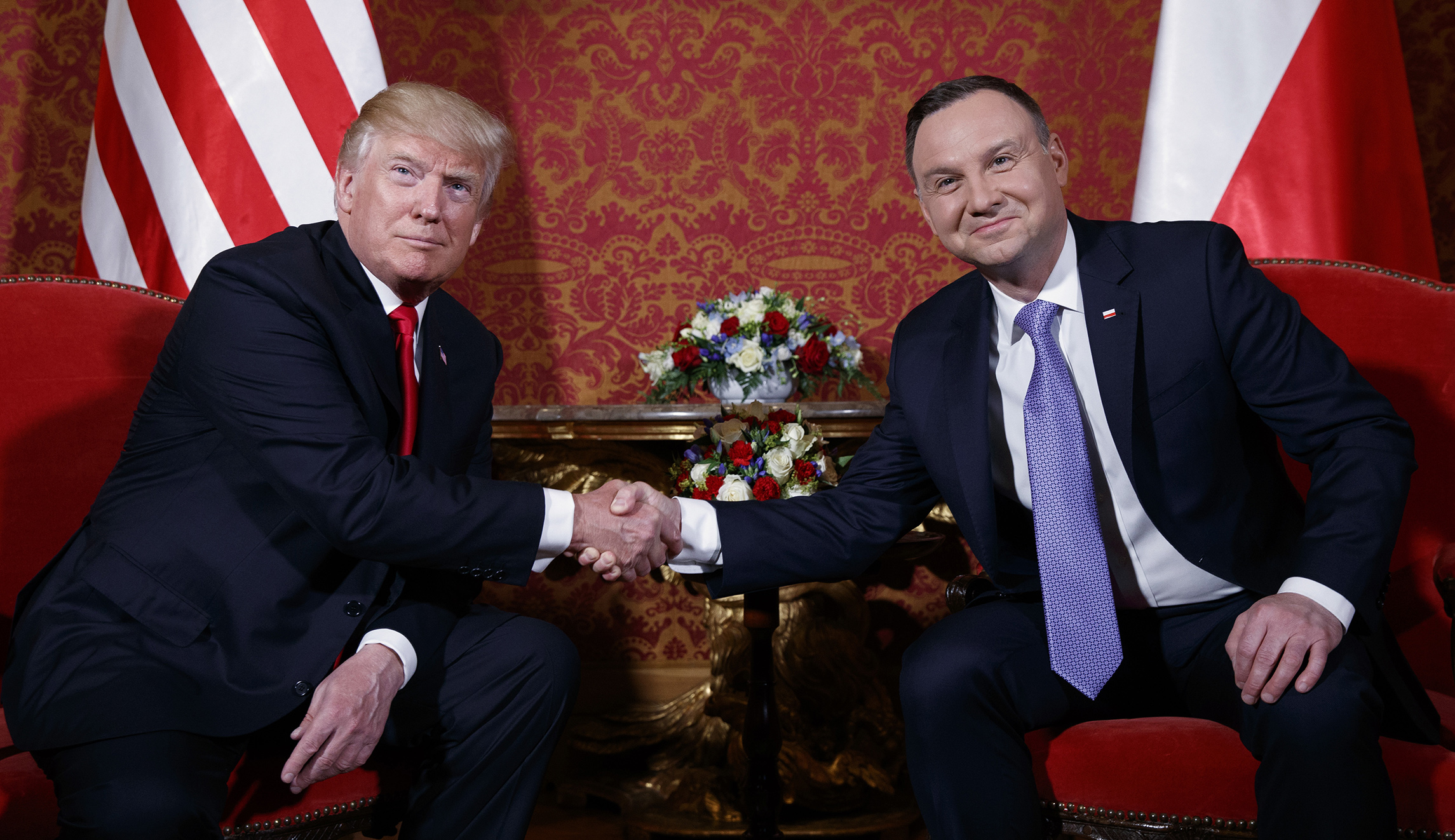 Trump talks natural gas exports with Polish president