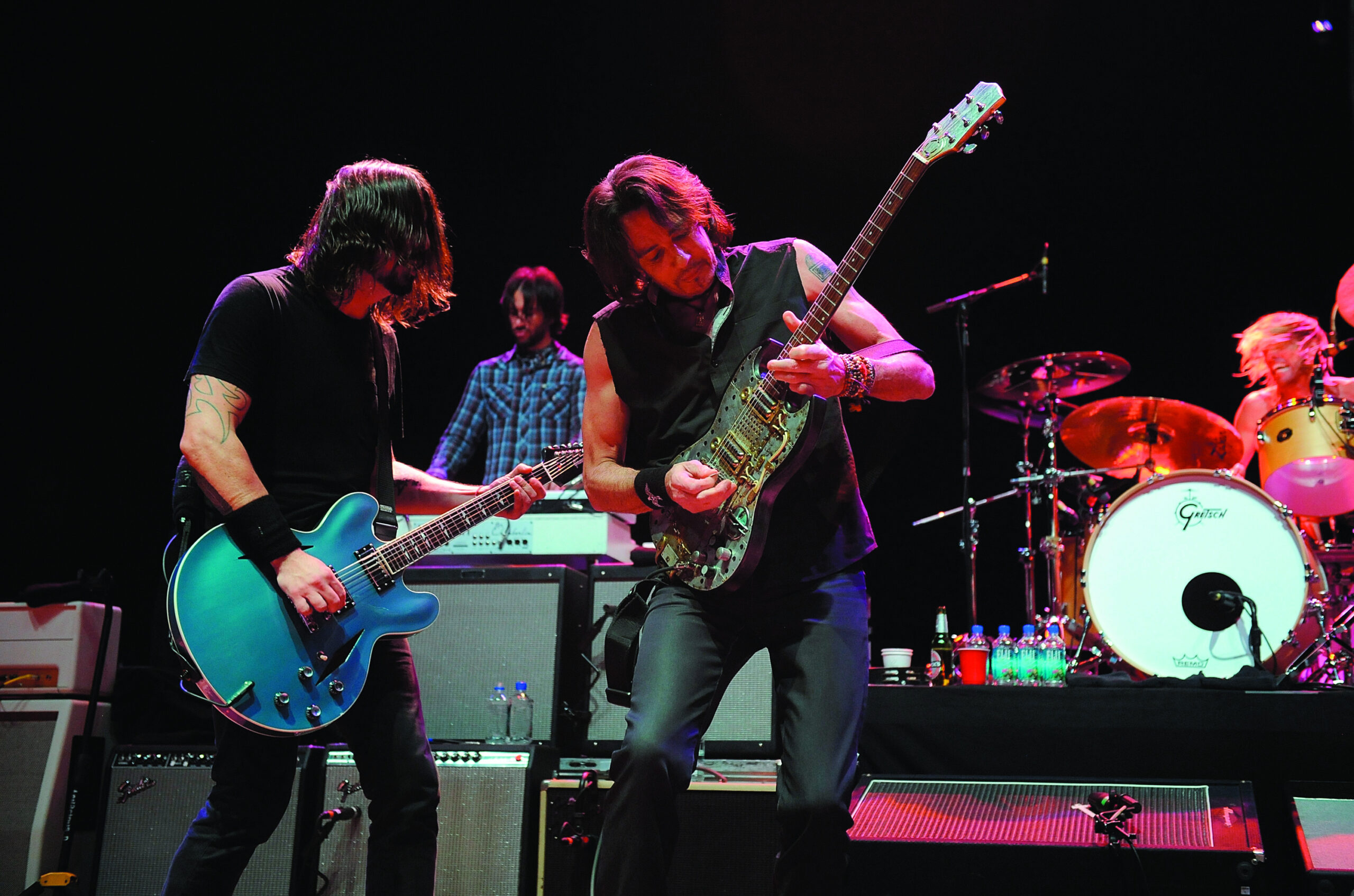 Stevie Nicks, John Fogerty, more perform with Dave Grohl in NYC
