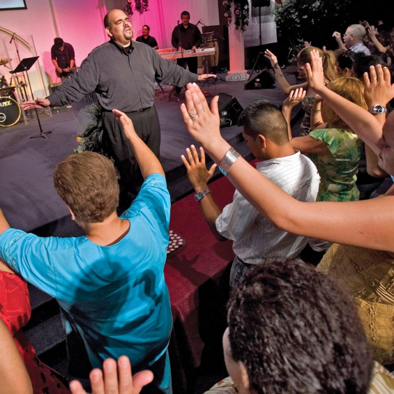 Among the Evangélicos