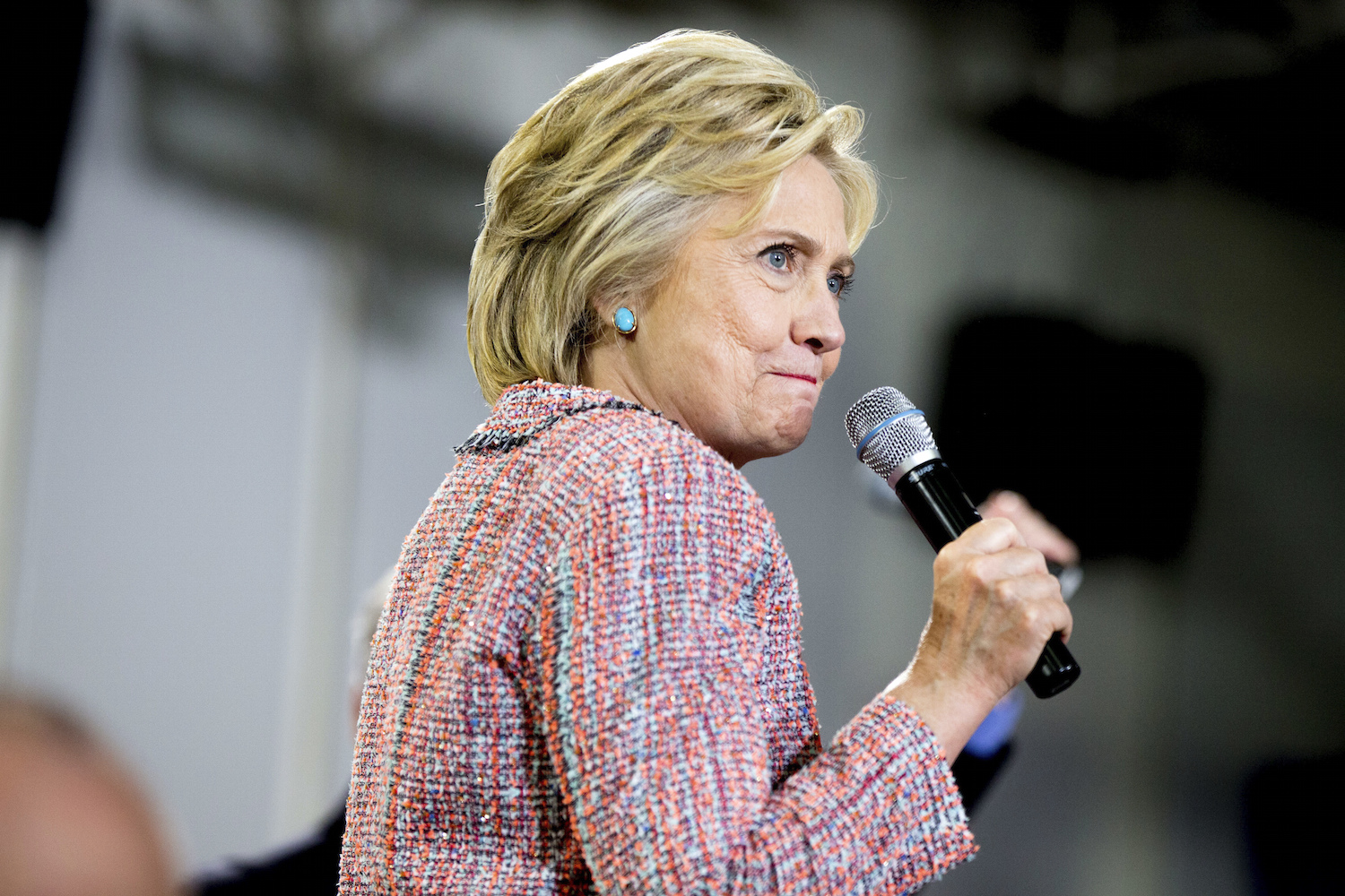 Clinton proposing amendment to undo Citizens United