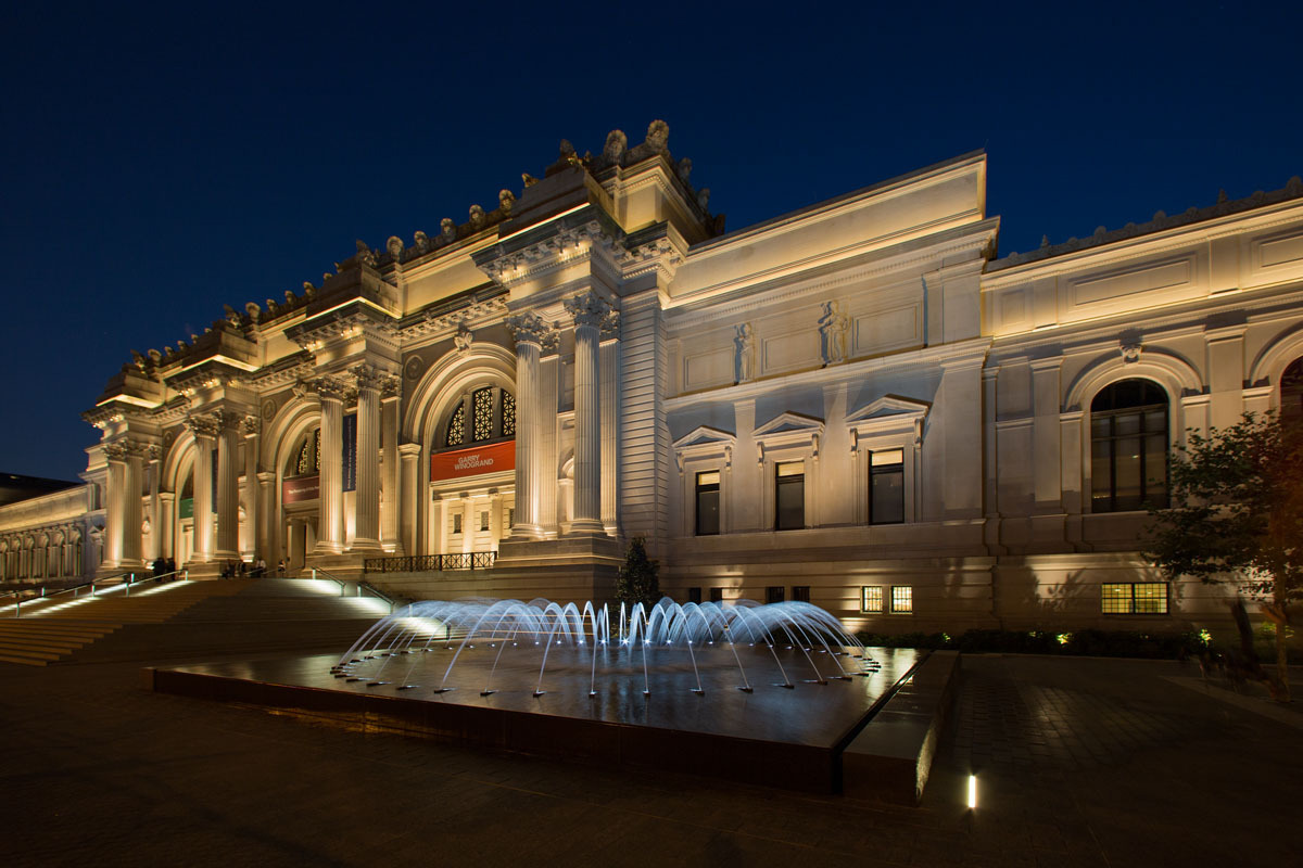 Met shows off redesign of outdoor museum plaza