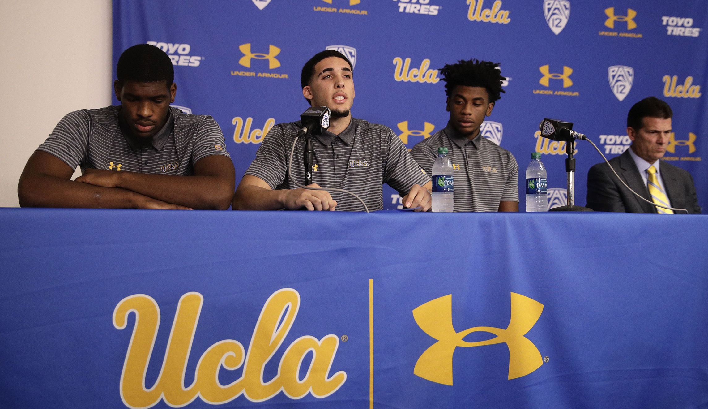 Trump asks UCLA players to thank China’s president, then says ‘HAVE A GREAT LIFE’