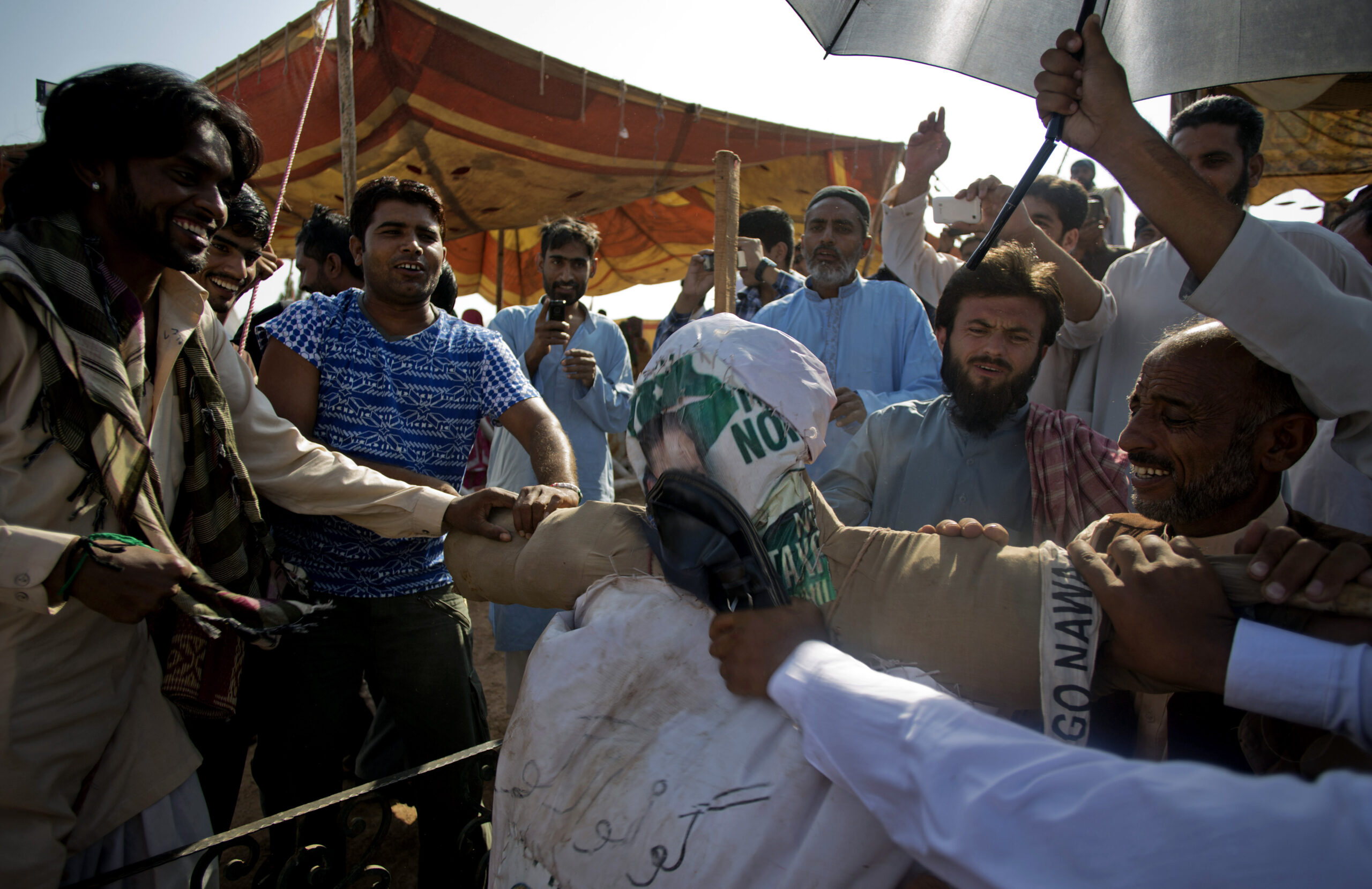 US drone strikes kill 5 militants in NW Pakistan