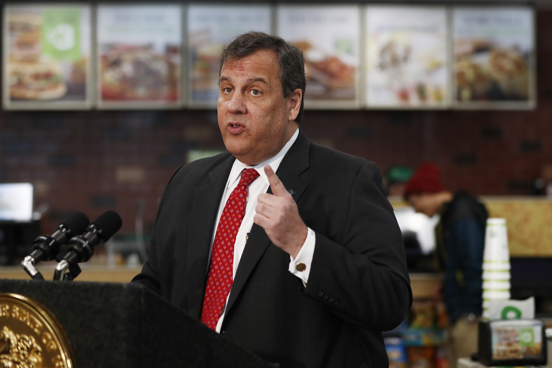 Chris Christie applauds selection of Bridgegate lawyer Christopher Wray for FBI director