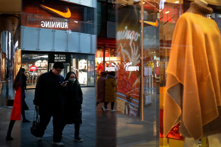 Chile plans to pursue bilateral trade deals with some of the countries that would have been in TPP. (AP Photo/Andy Wong)