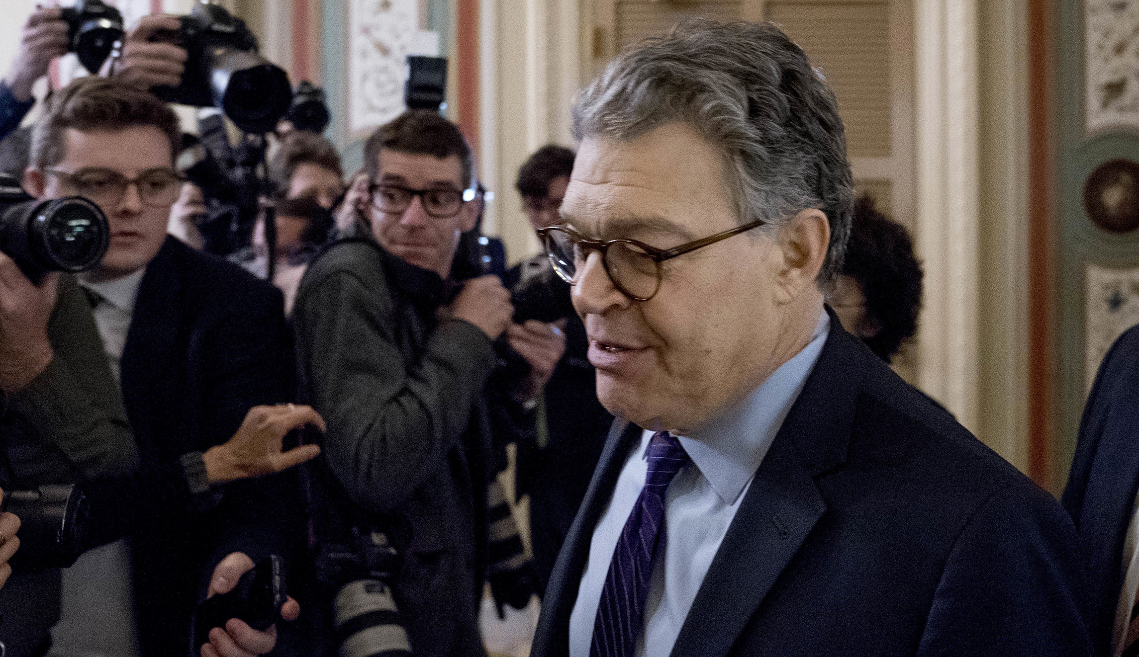 To the few who thought Al Franken delivered a good resignation speech: Which version did you watch?
