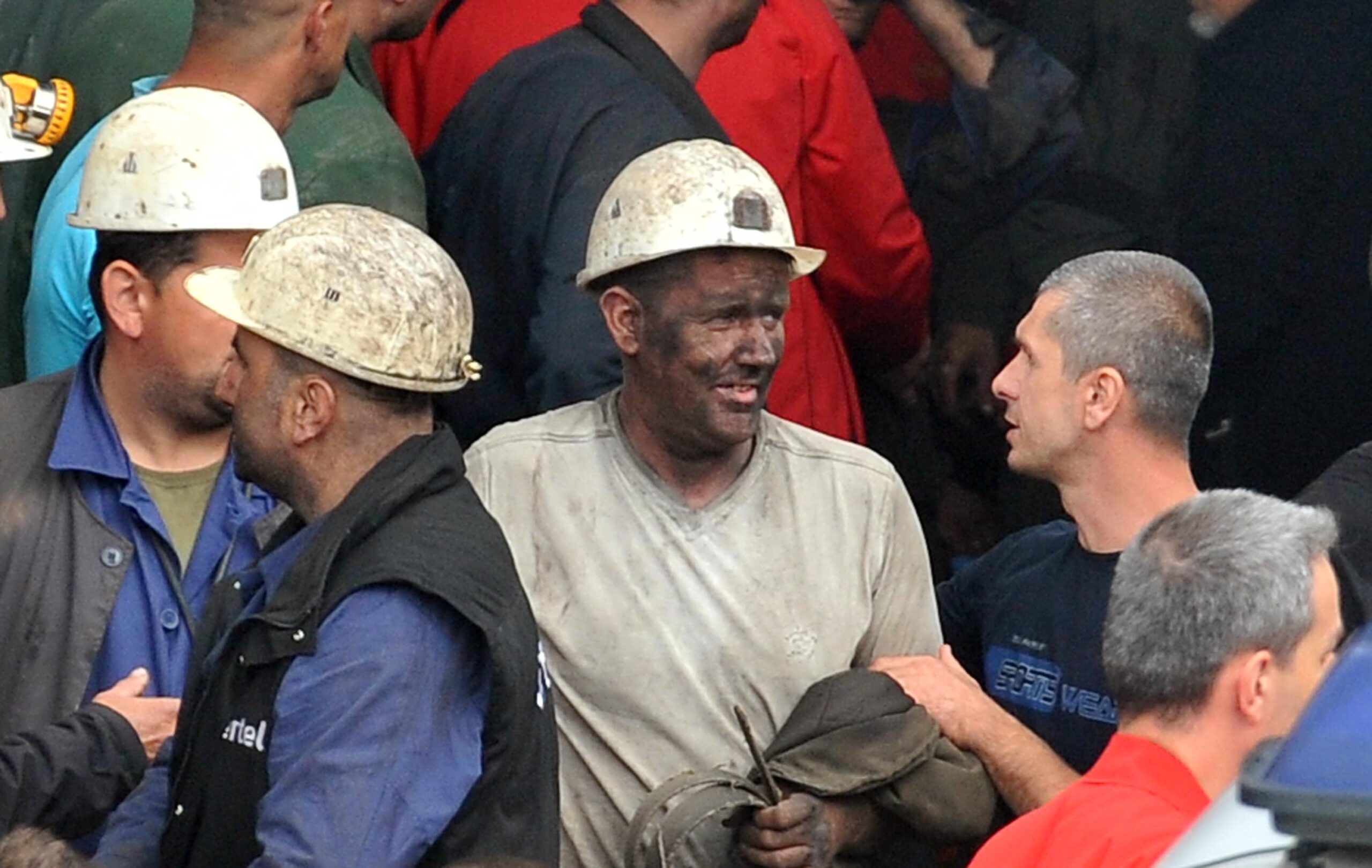 Bosnian mine accident: 29 rescued, 5 miners buried
