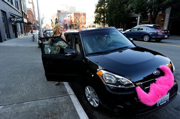 Lyft agreed to the settlement to settle unfair labor practice claims in a class-action suit brought on behalf of an estimated 150,000 of its northern California drivers. (AP Photo/Ted S. Warren)