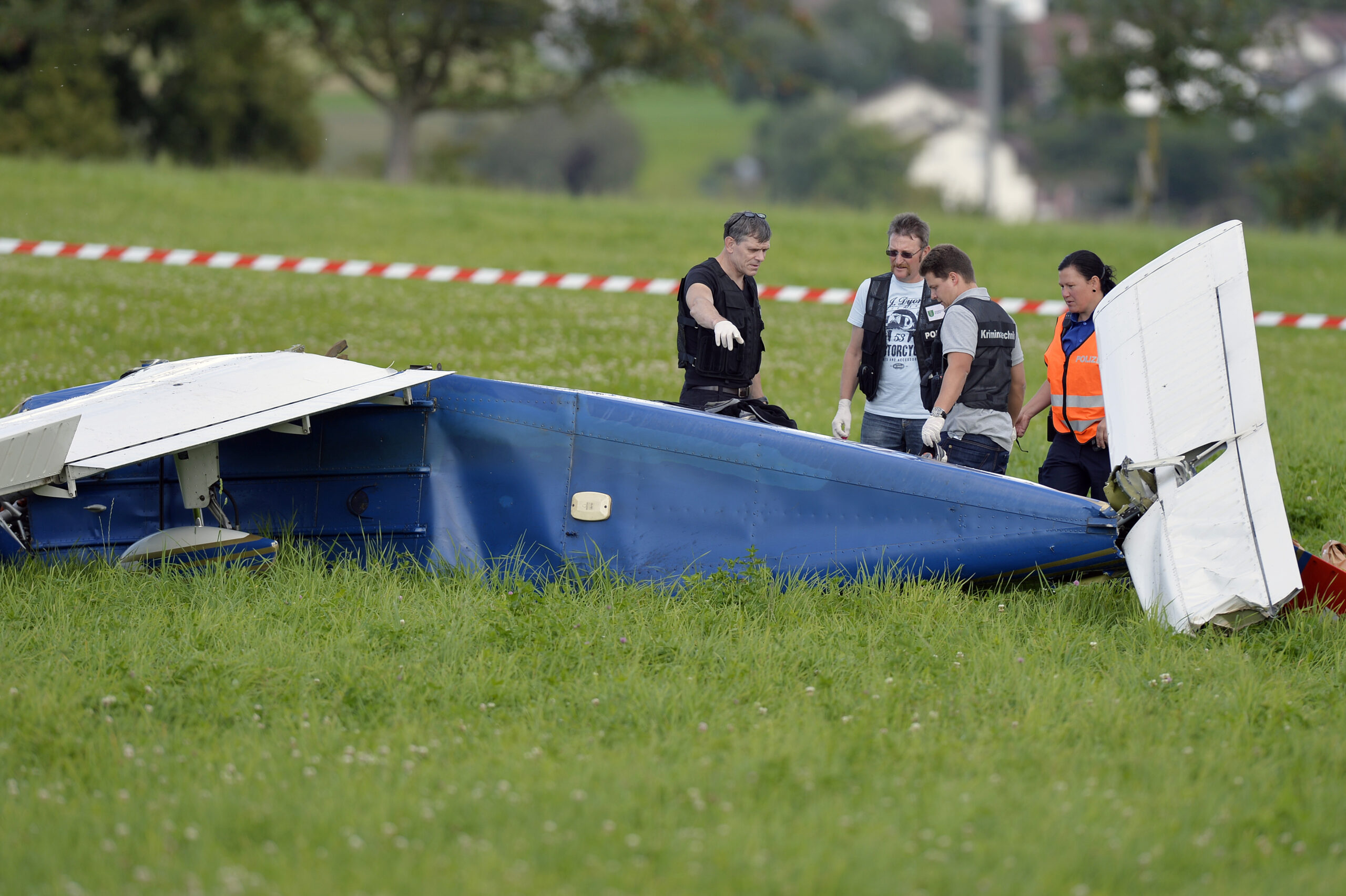 2 small planes collide over Switzerland, 7 injured