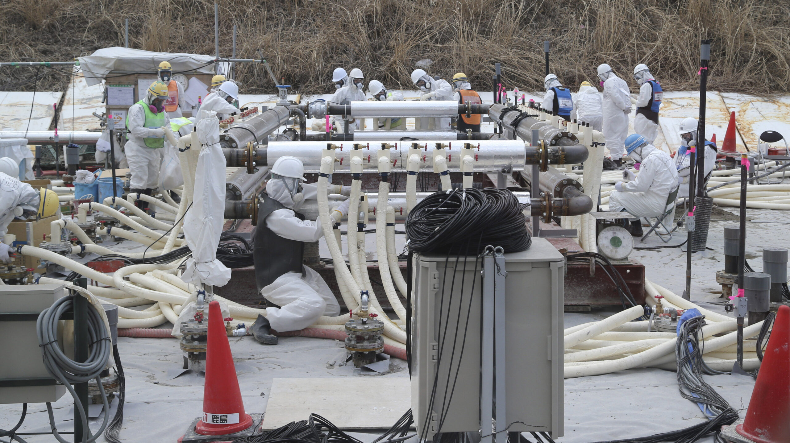Stigmatized nuclear workers quit Japan utility