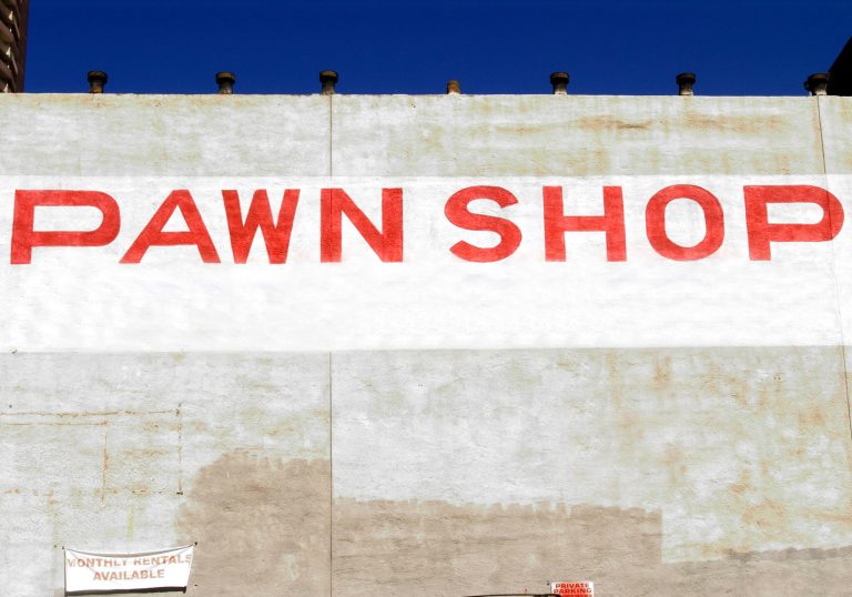 Prince George's County Council members Karen Toles, D-Suitland, and Obie Patterson, D-Fort Washington, would like to limit the number of liquor stores, gas stations, fast-food restaurants and nail salons that they say can promote crime and unhealthy living. (Photo: Thinkstock)