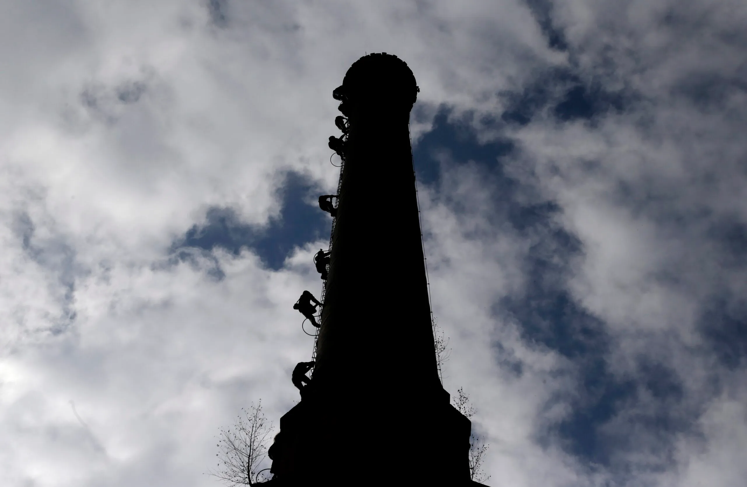 Sky’s no limit for Czech chimney climbers