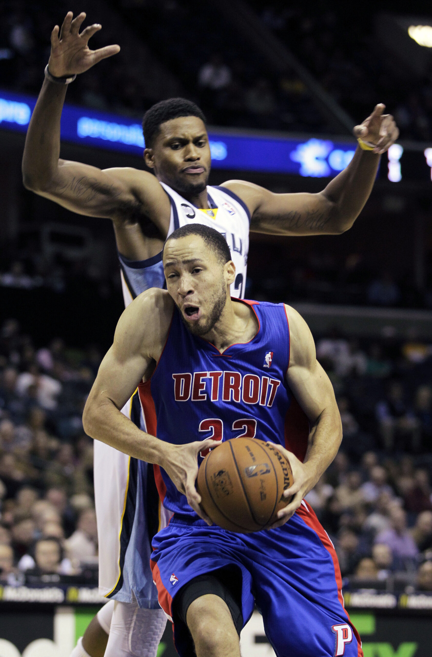 Gay scores 18 to lead Grizzlies past Pistons 90-78