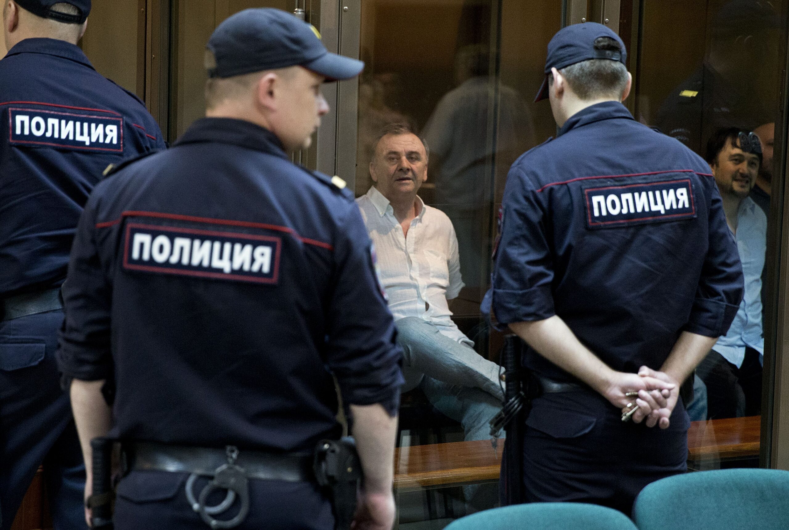 5 sentenced, 2 to life, in Politikovskaya killing