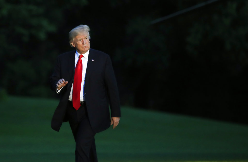 White House trying to block bill that would tighten Russian sanctions: Report