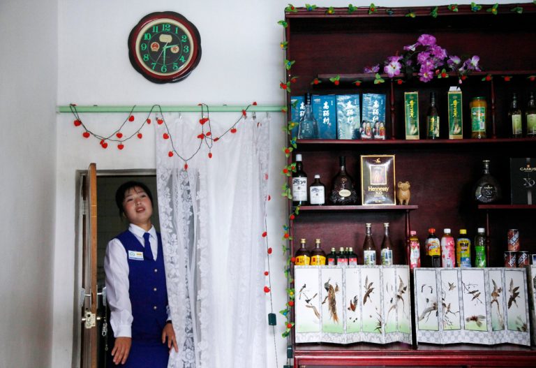 Â North Korea will set its clock back by 30 minutes to 