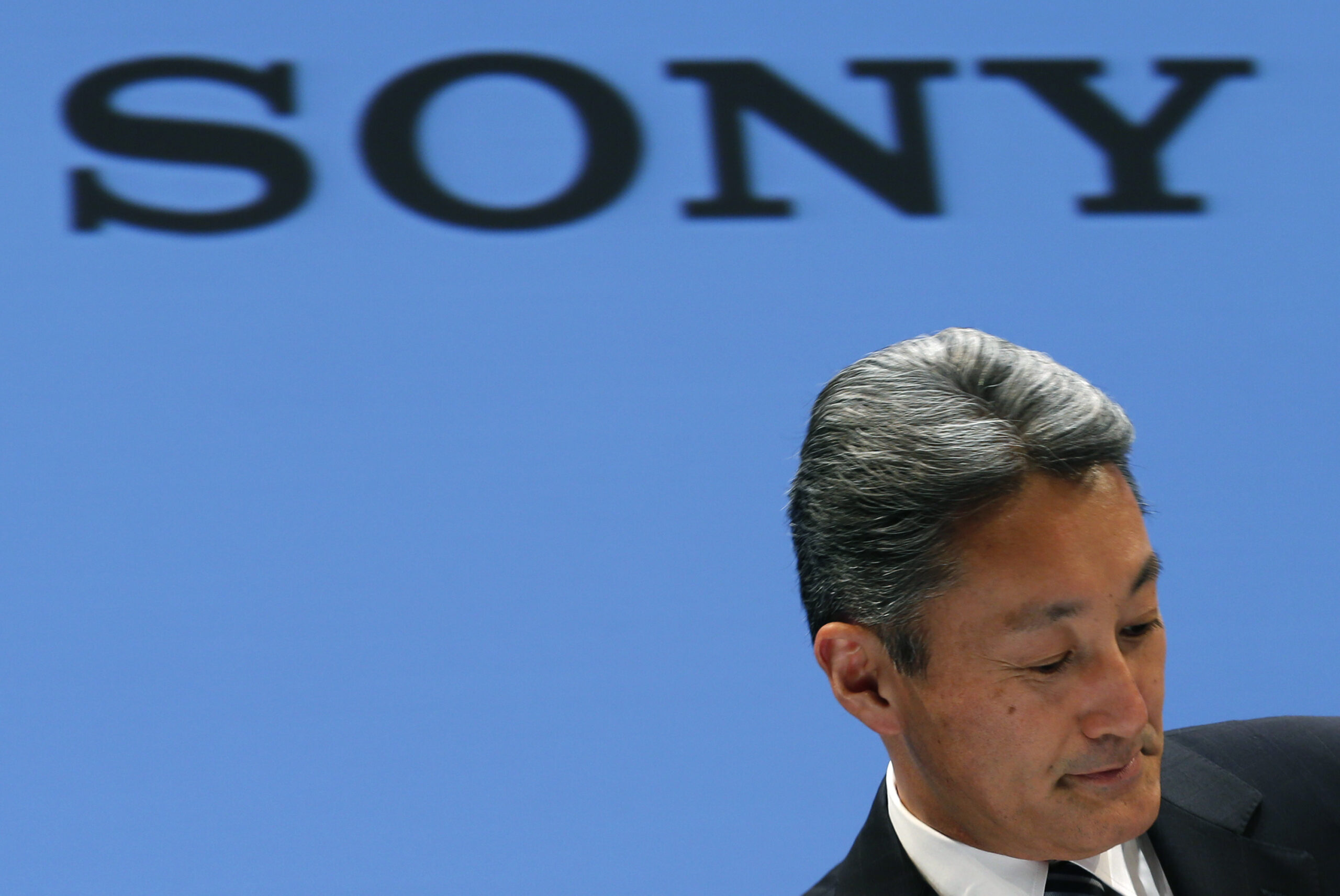 Sony lowers forecast to loss, trying to sell Vaio