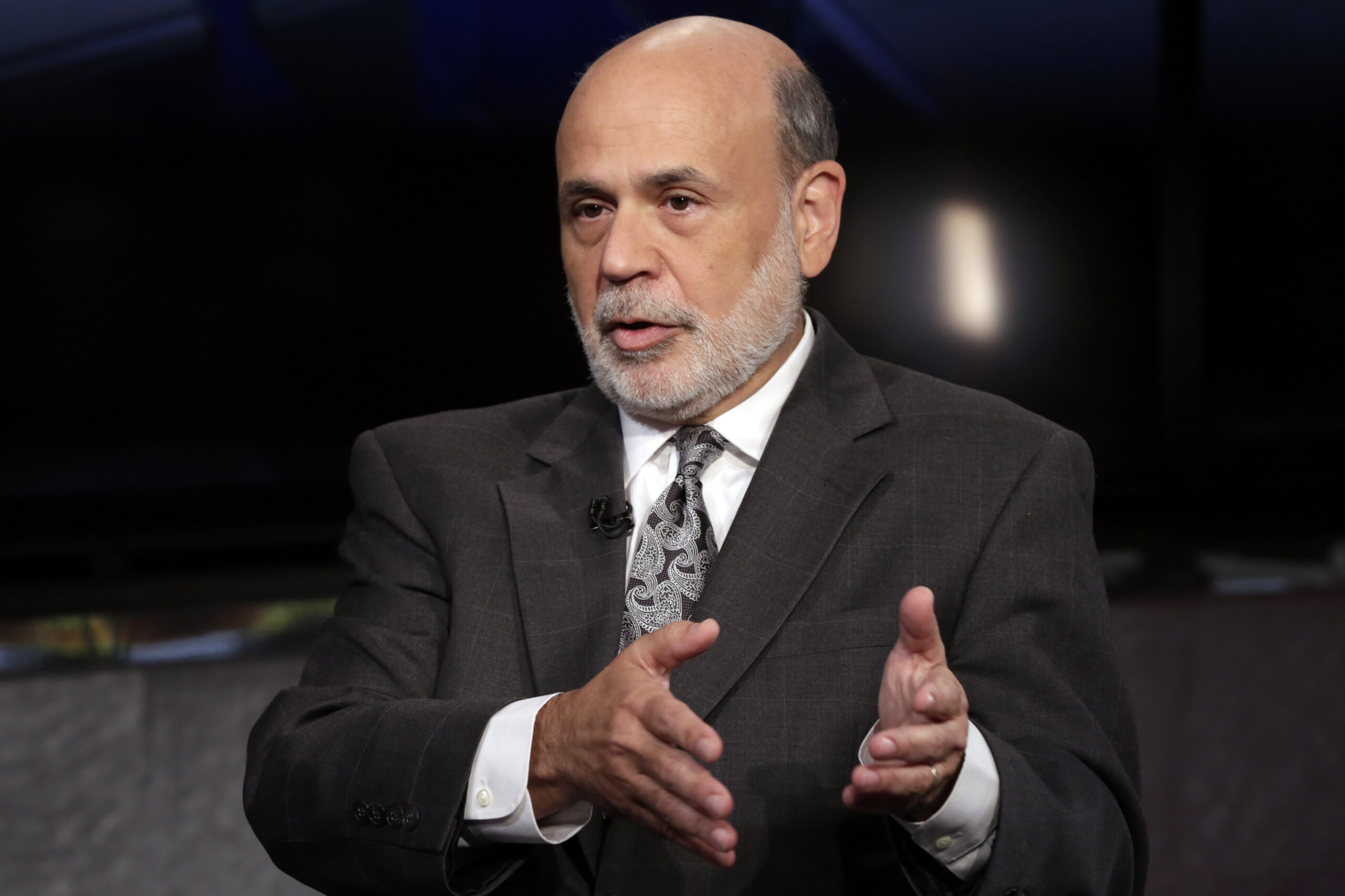 Bernanke named chairman of advisory panel to bond giant PIMCO