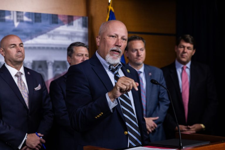 House Republicans tell Abbott: ‘Stand your ground’ in fight against Biden