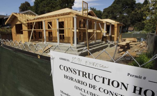 ‘Fiscal cliff’ negotiations may change cherished mortage deduction