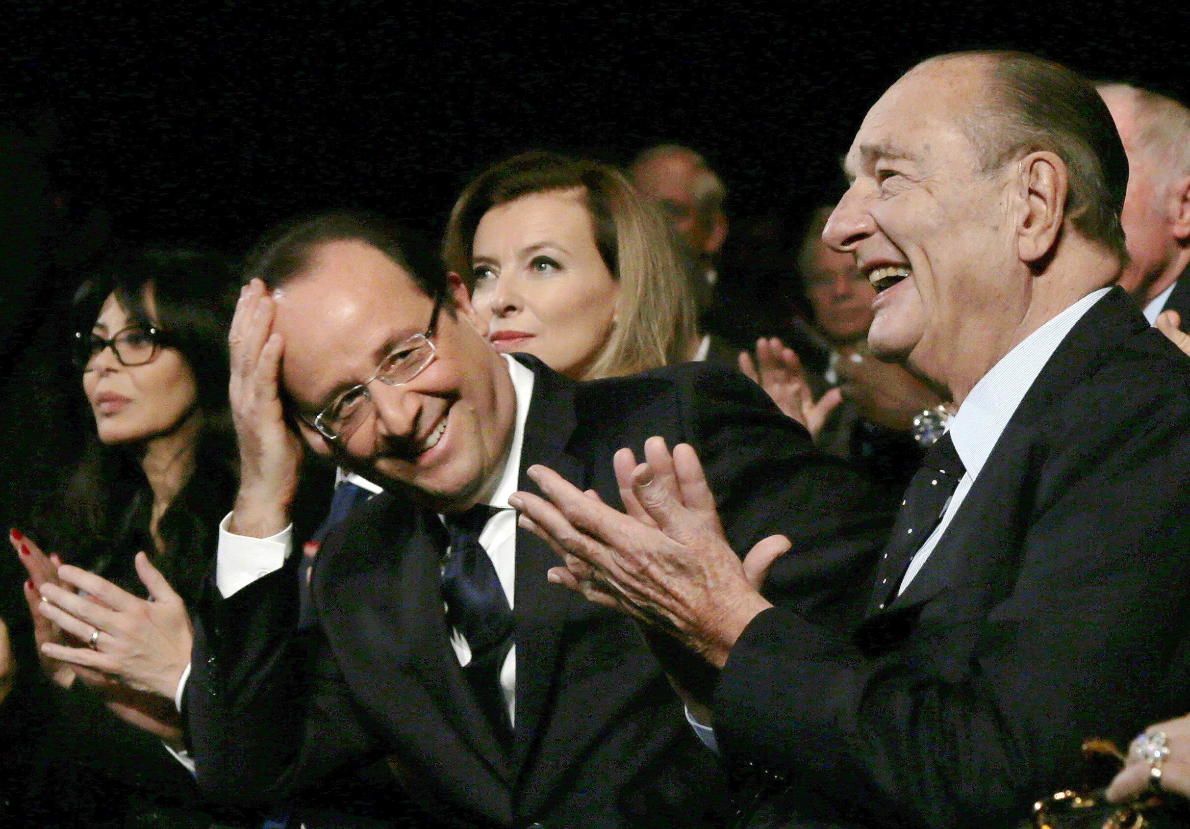 Obama to host February state dinner for French President Francois Hollande