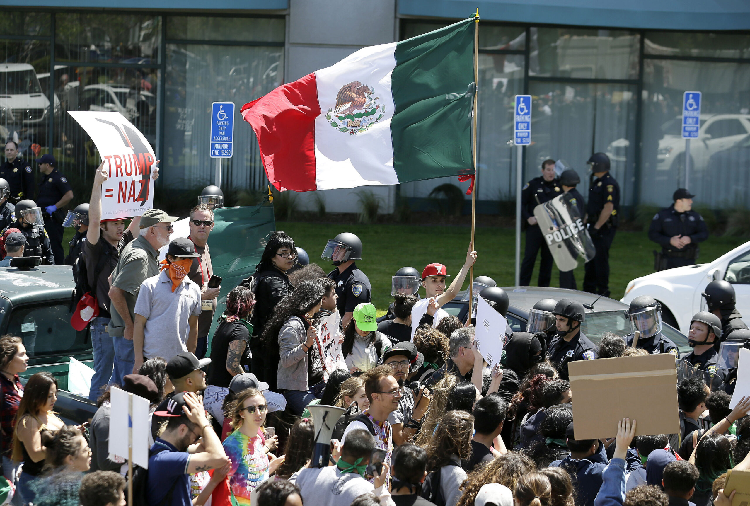 Mexicans not returning home, ‘fallacy, crazy to leave’