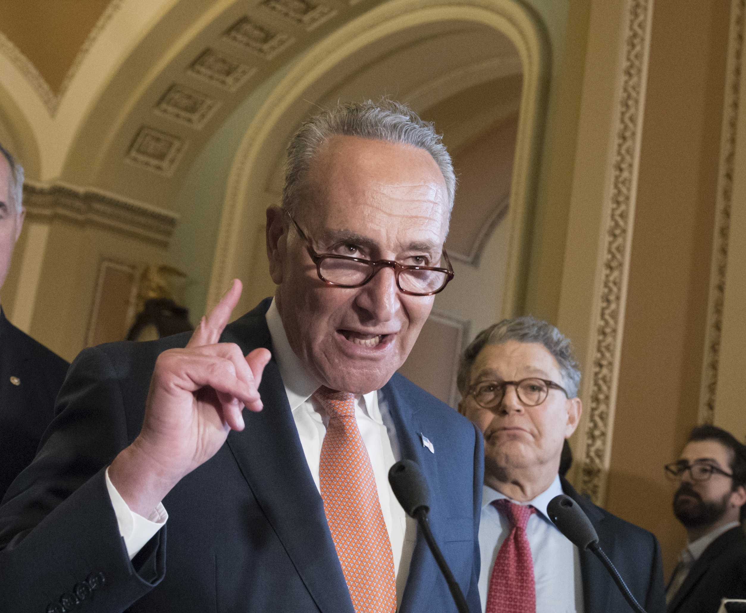 Pelosi, Schumer urge House, Senate to pass ‘strong’ Russia sanctions bill, send to Trump’s desk