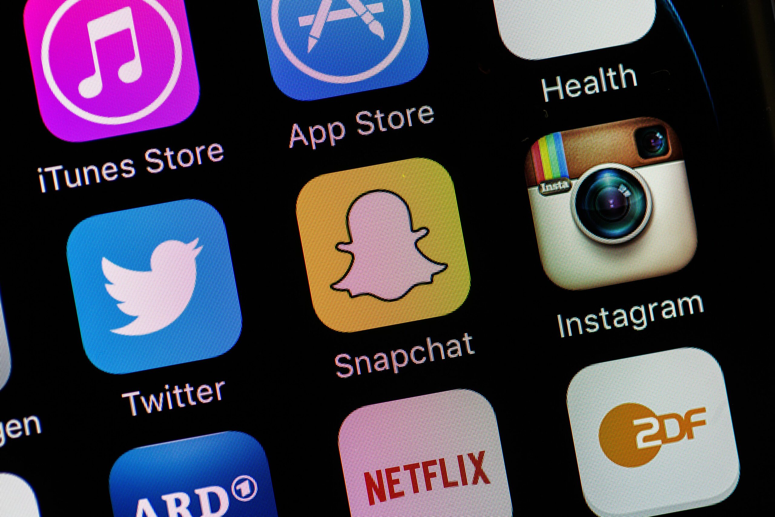 GOP warns: Regulating Twitter would ‘hamper free communication’