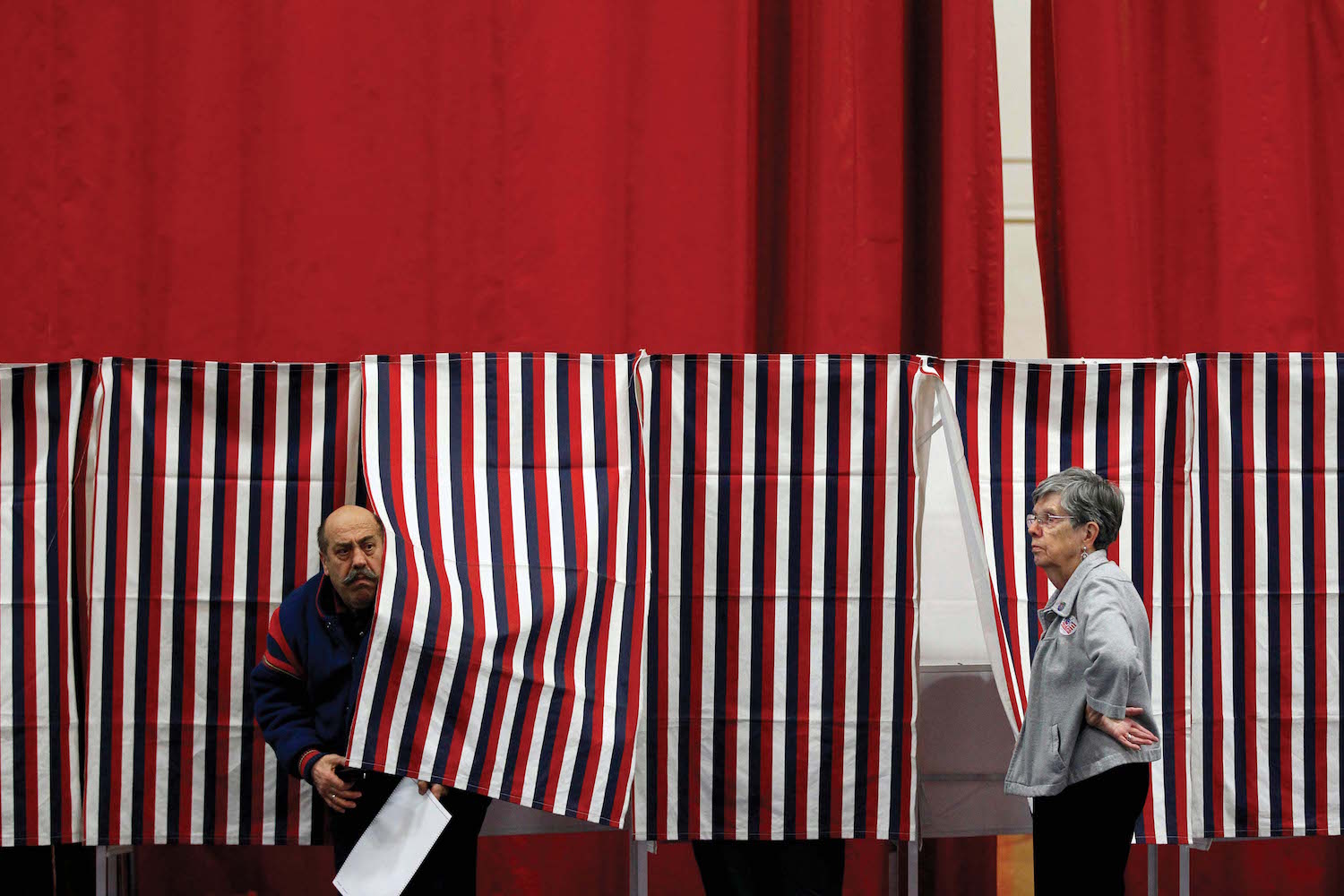 Hillary Clinton and Donald Trump: The awkward wonk vs. the boorish neophyte