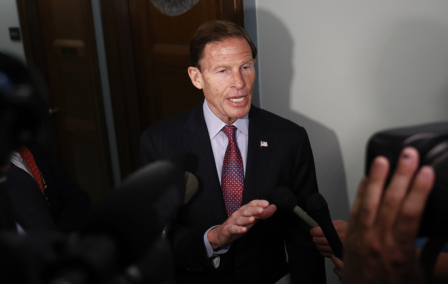 Trump calls for investigation into Richard Blumenthal for lying about Vietnam service