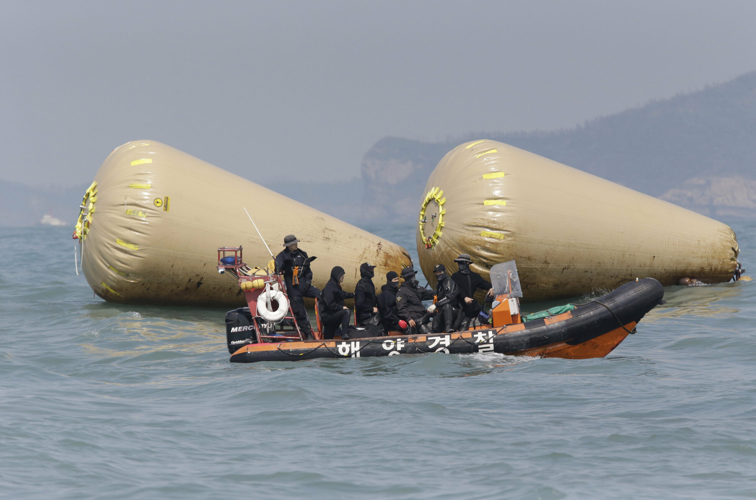 Transcript reveals confusion over ferry evacuation