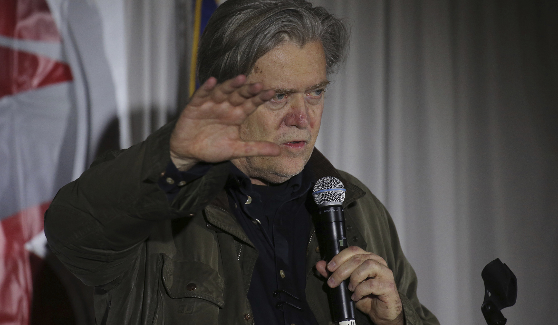 Steve Bannon: Criticism of Bill Clinton from Democrats ‘an earthquake’ for the party
