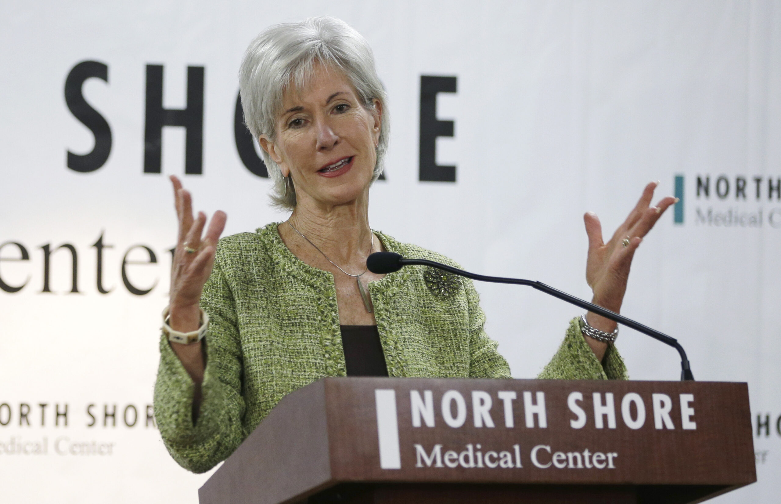 Kathleen Sebelius’ missteps drag down Obama