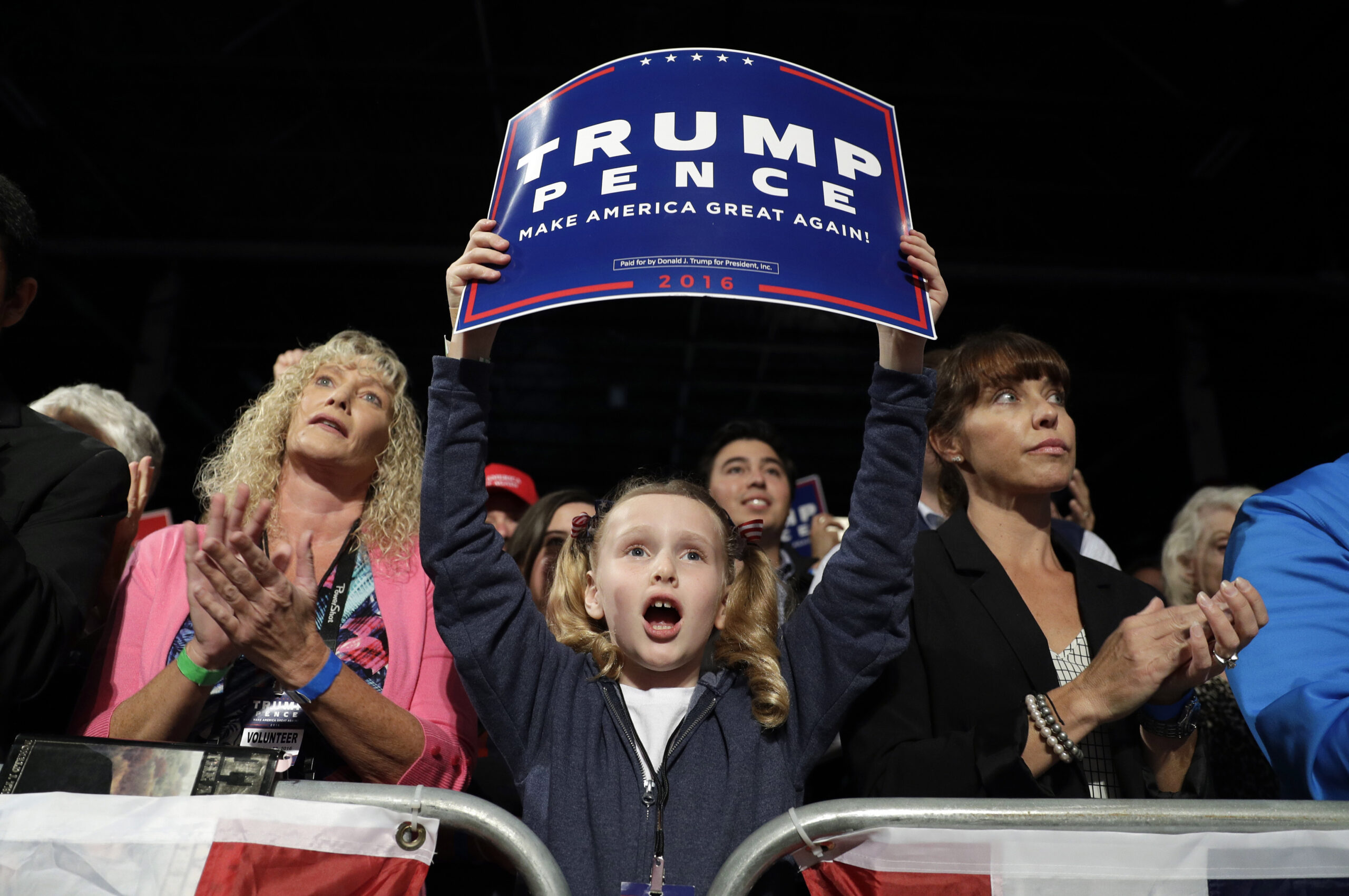 Trump fans: Sanders supporters should ‘even the score’ with Clinton
