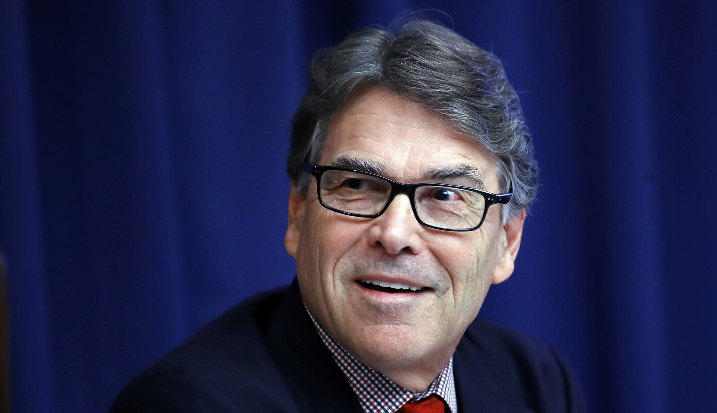 Fossil fuels can provide ‘better quality of life,’ Rick Perry tells Davos energy forum