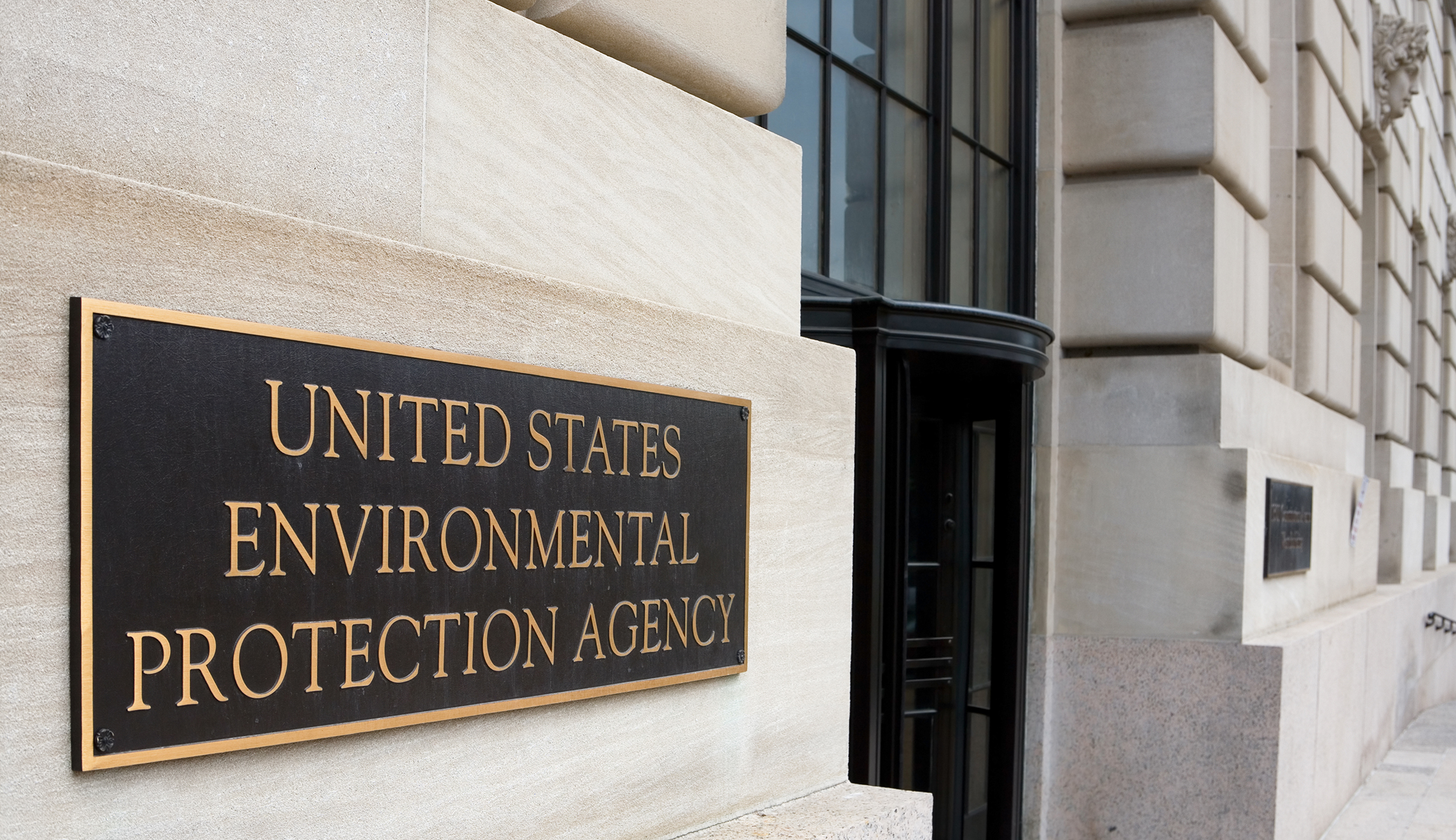 Massive police response outside EPA building after report of gunshot