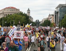 CNN to Co-Host Debate With Tea Party Hucksters?