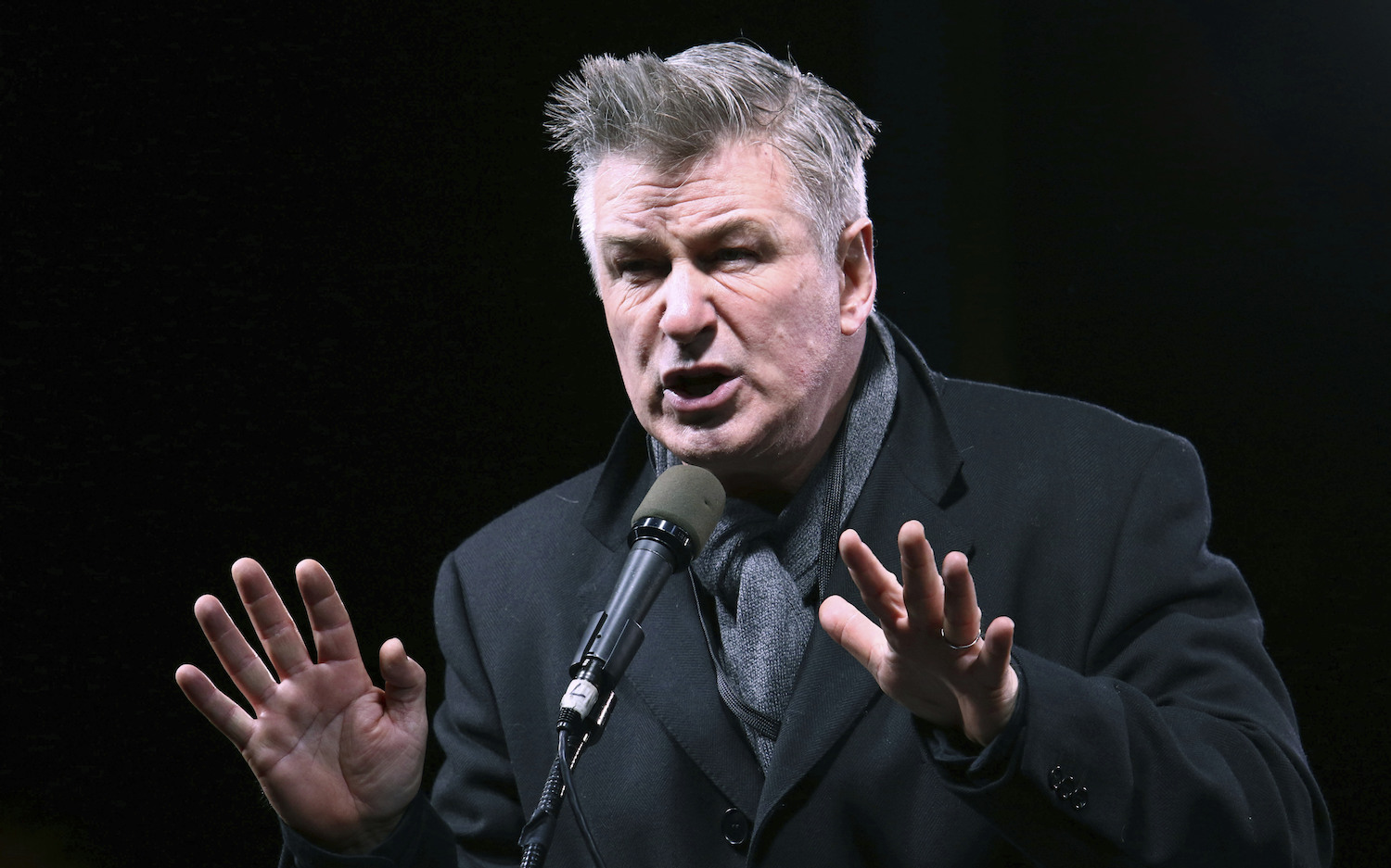 Alec Baldwin: ‘If you vote for Trump again, you are mentally ill’