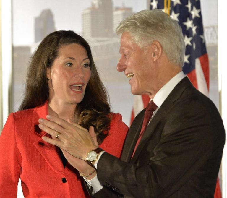A new Kentucky Senate poll shows that DemocratÂ Alison Lundergan Grimes is falling behind Senate Minority Leader Mitch McConnell despite help from former President Bill Clinton. AP Photo