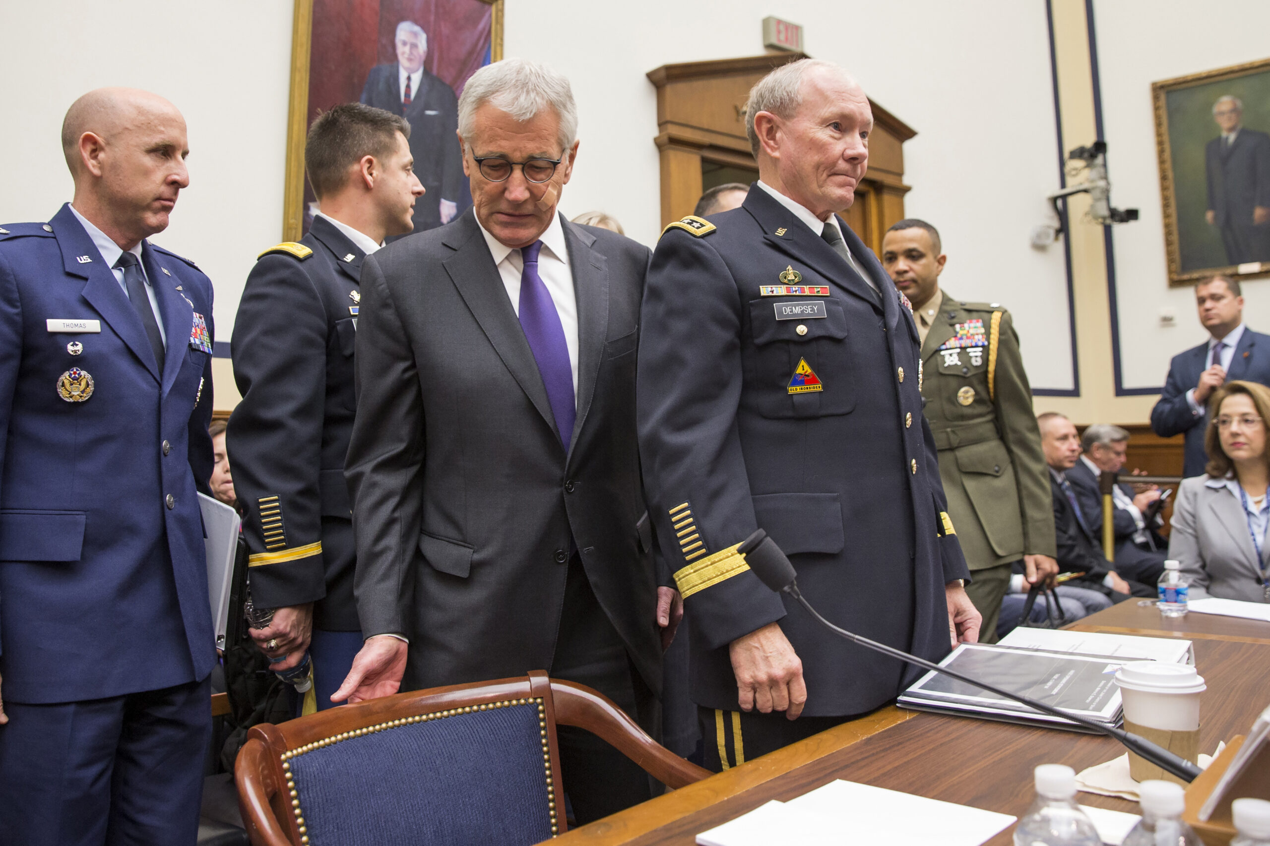 Six photos that raise serious doubts about Congress’ resolve to defeat ISIS