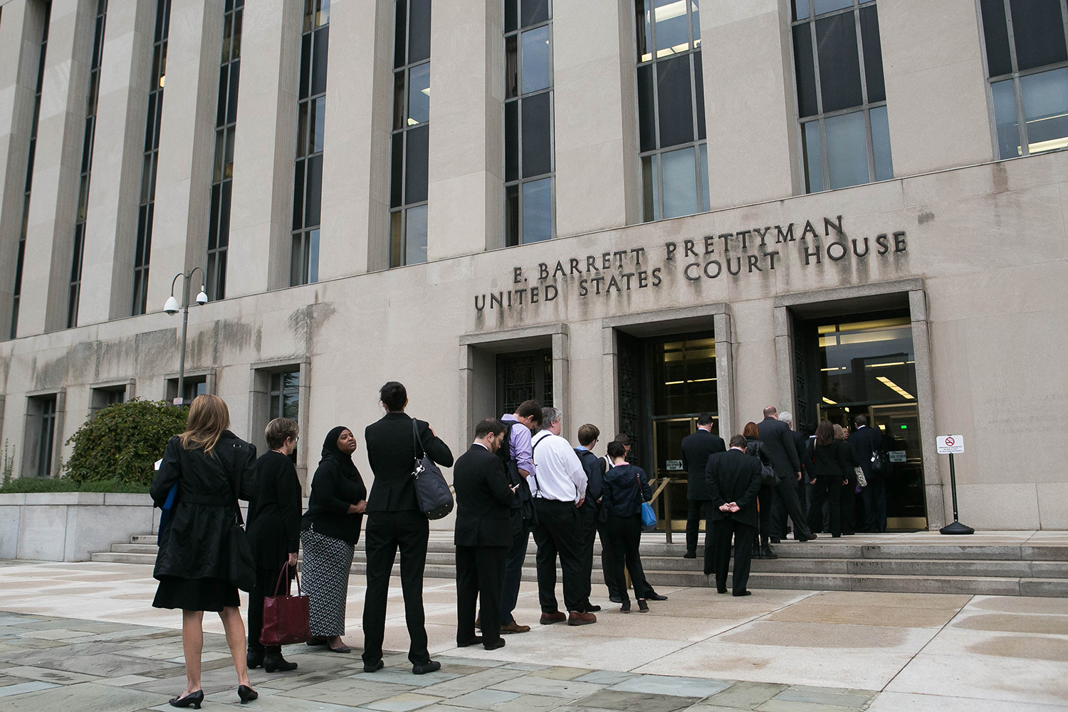 Oral arguments begin in legal challenge to signature Obama environmental rule