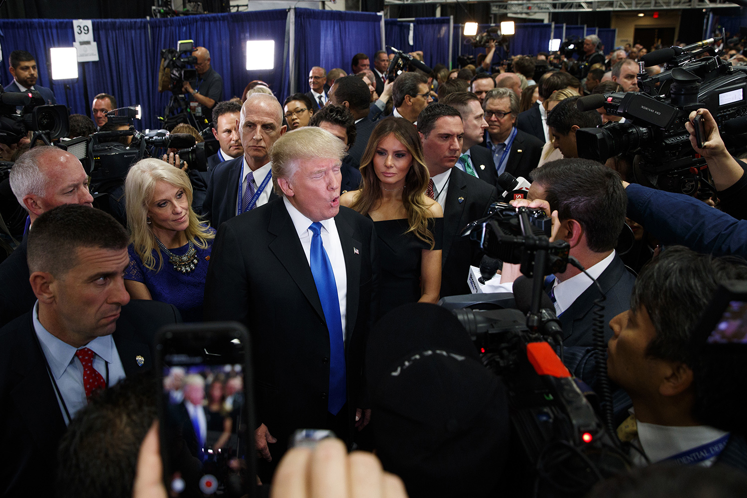 Media open a skeptical eye after 8-year sleep