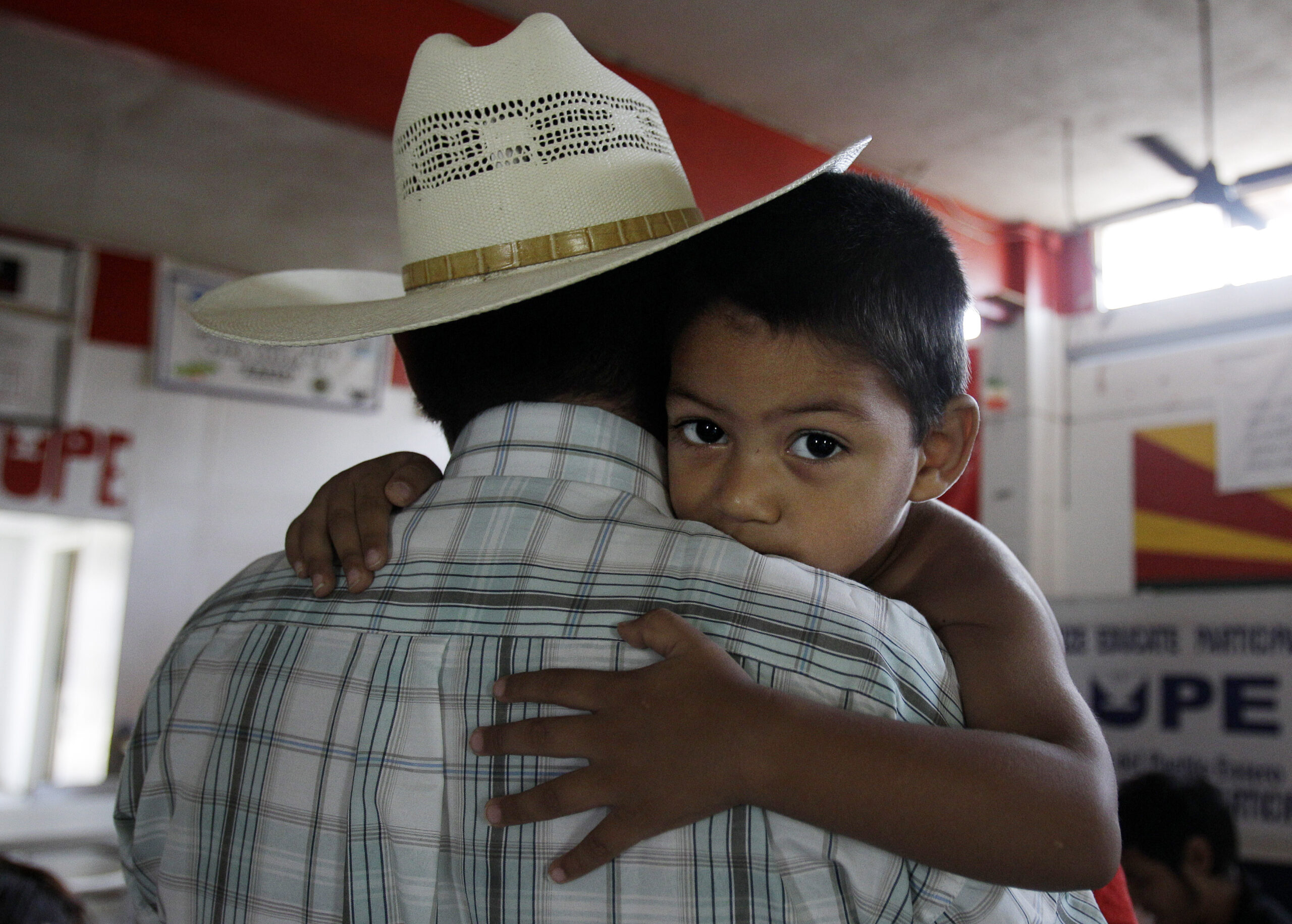 Immigration: 2,000% spike in illegals wanting in