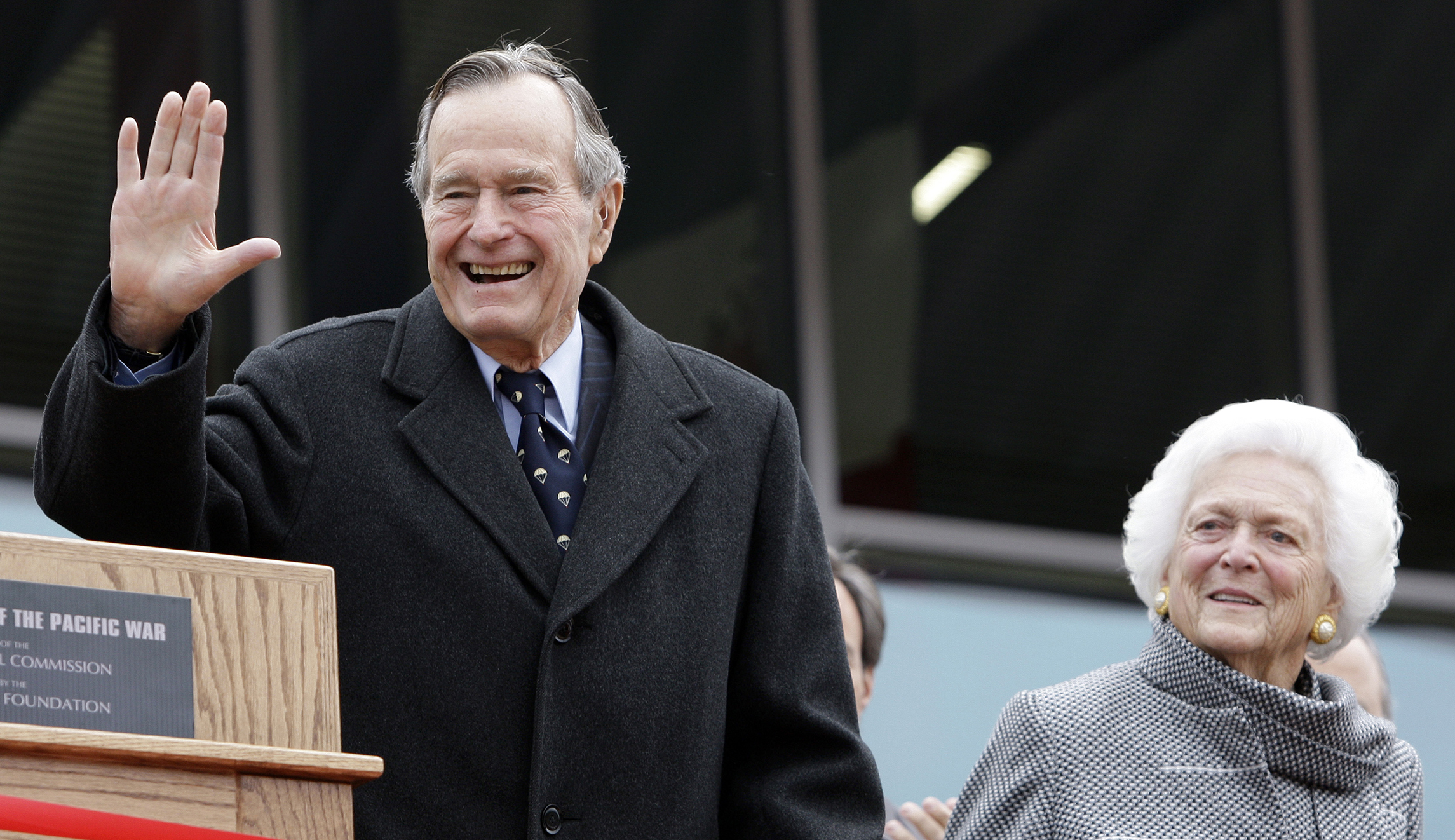Four generations of the Bush family watched the solar eclipse together: Photo
