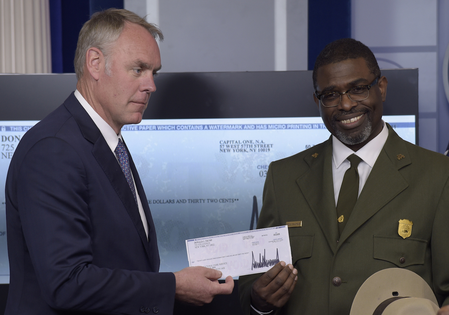 Trump’s salary donation to the National Park Service doesn’t make him generous