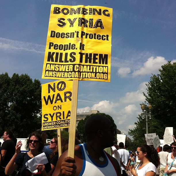 Protesters take message to White House: No war with Syria