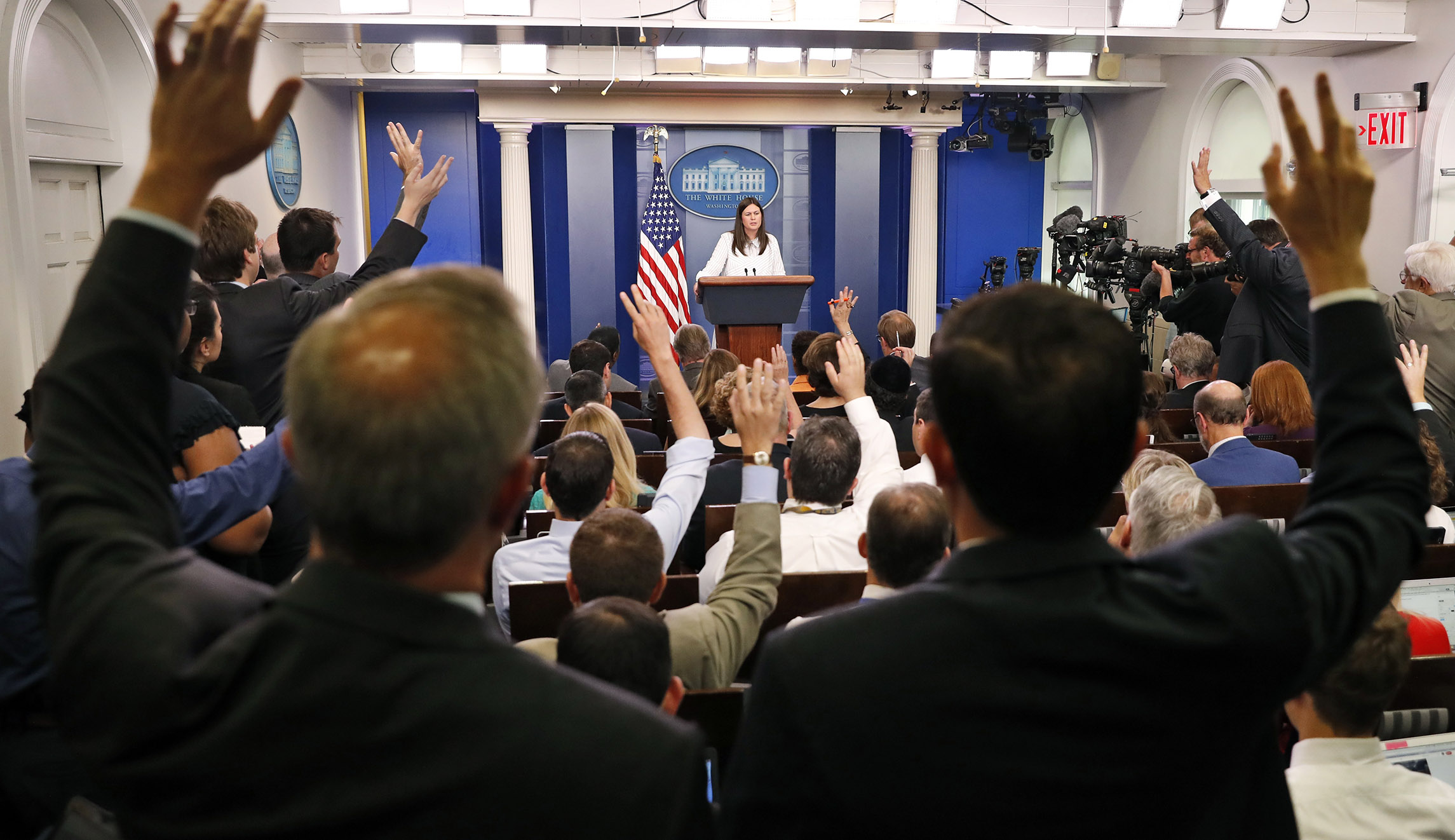 Democrat Jim Himes proposes bill mandating on-camera White House press briefings