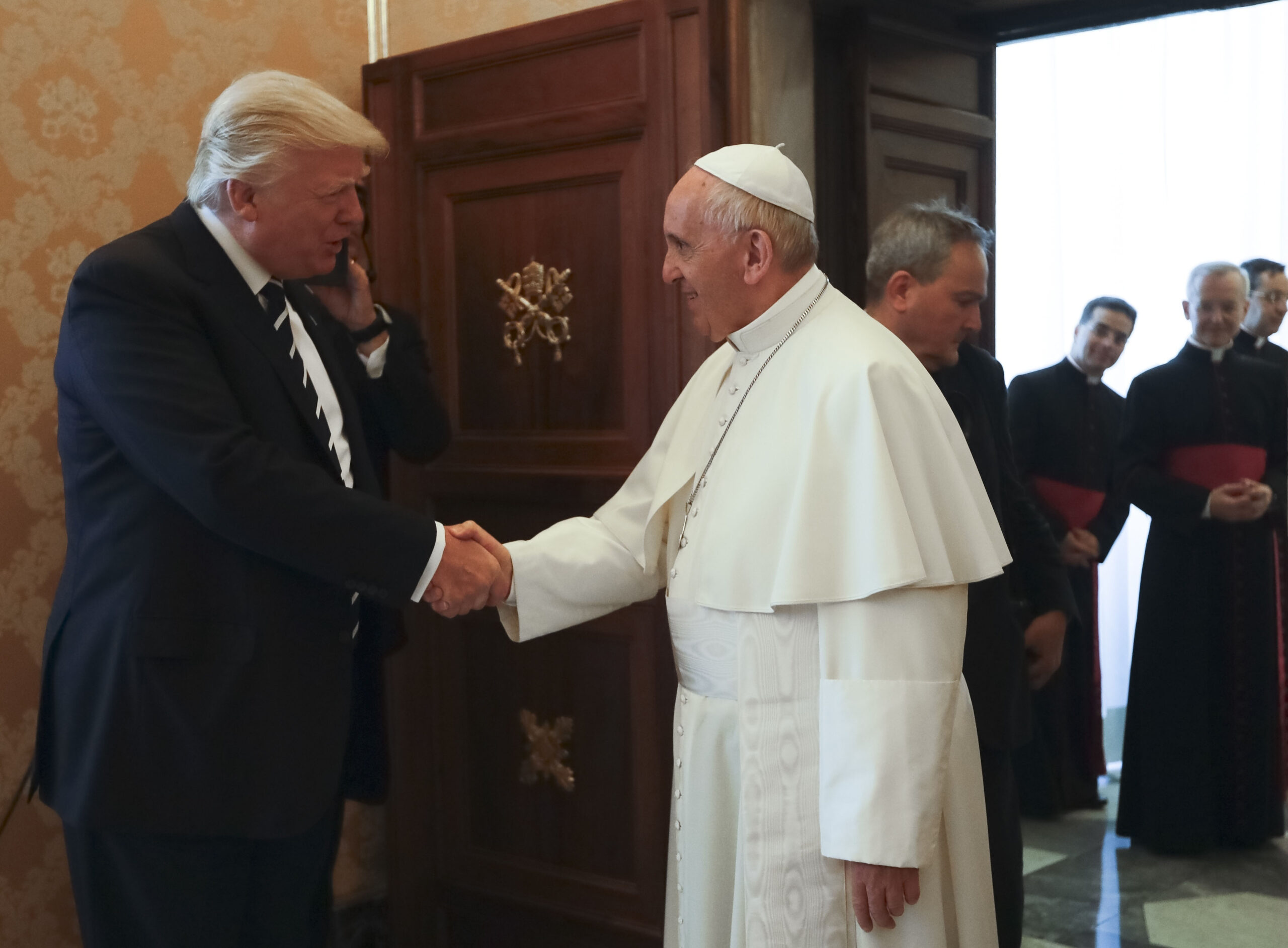 As Trump meets the Pope, Trump’s detractors are still failing to persuade his Catholic voters away from him