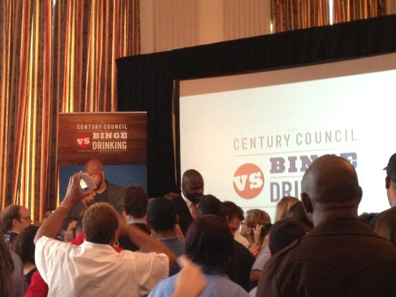 Shaq thrills members of Congress on the Hill